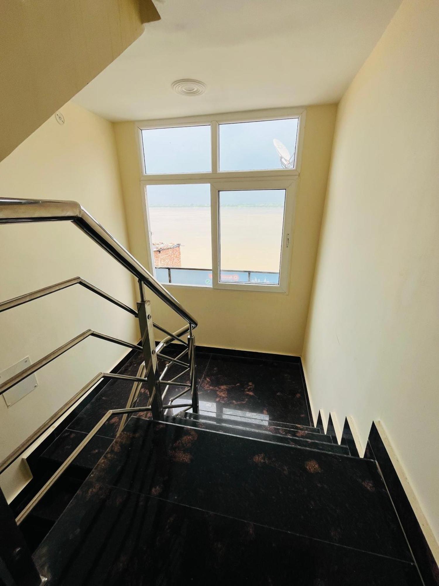 River View Paying Guest House 瓦拉纳西 外观 照片