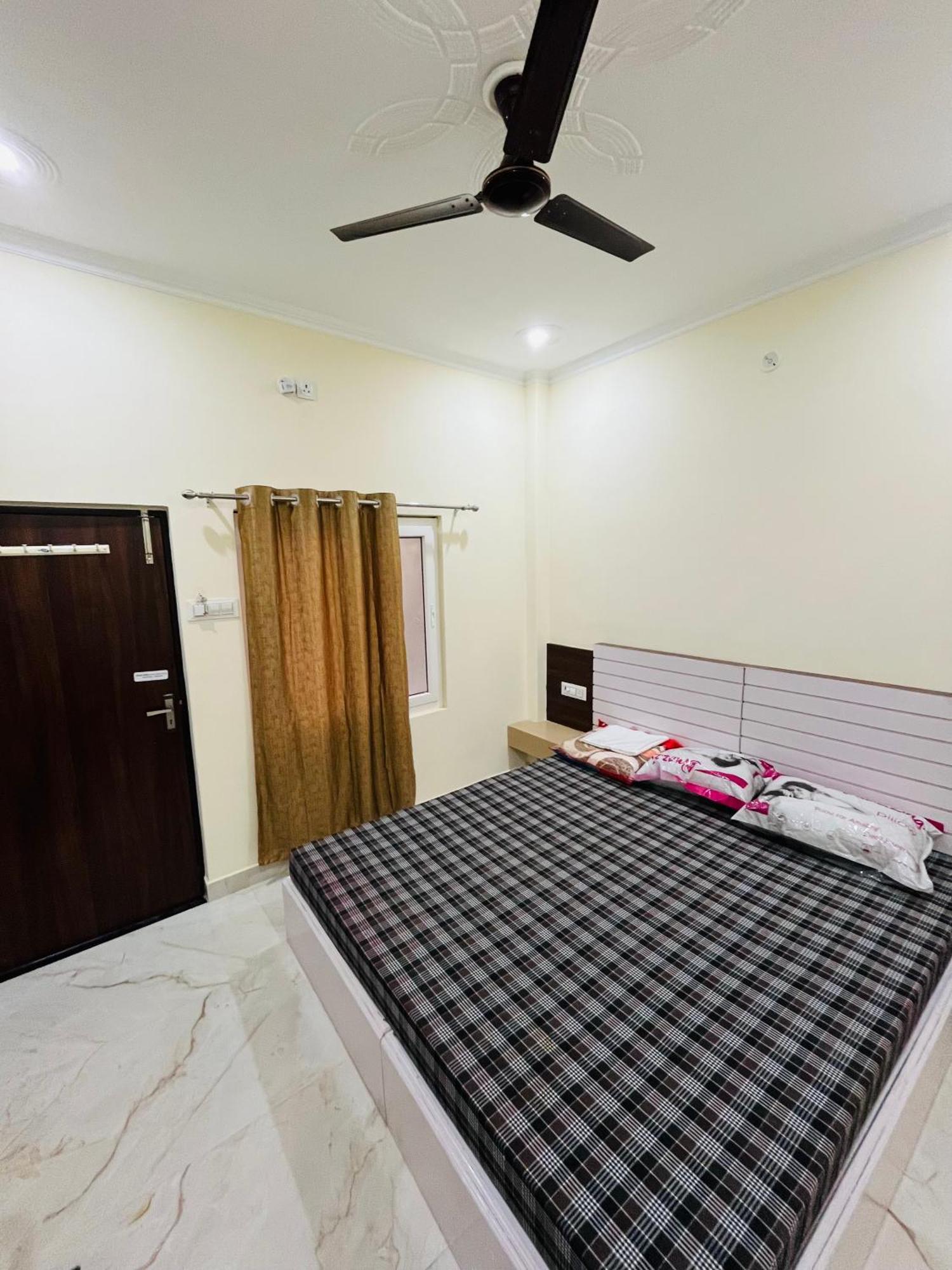 River View Paying Guest House 瓦拉纳西 外观 照片