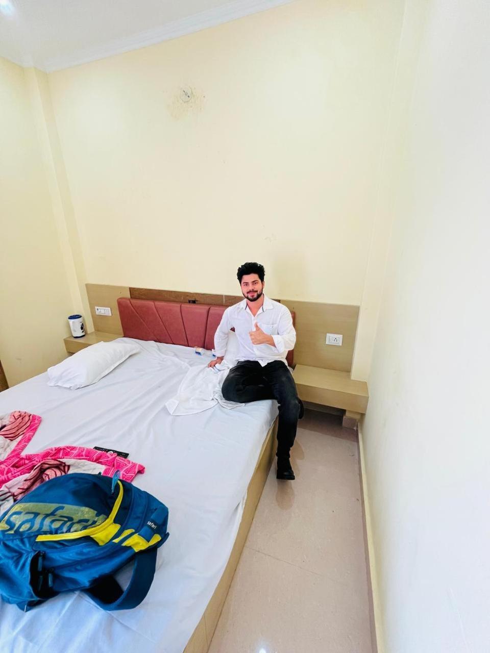 River View Paying Guest House 瓦拉纳西 外观 照片